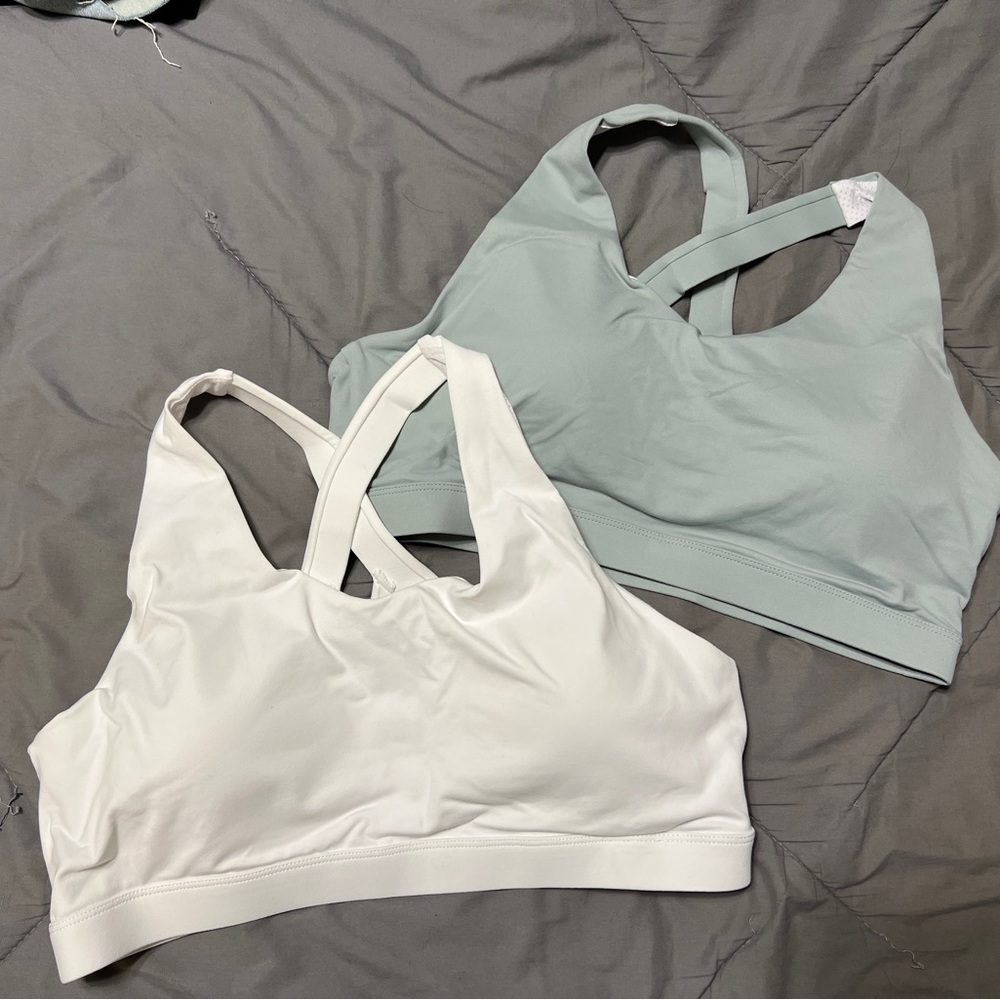 Elegant Cross-Back Sports Bras - White and Mint